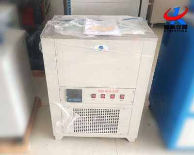 CF-C 0.1度數(shù)顯低溫恒溫溢流水箱的技術參數(shù)及介紹